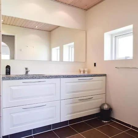 Four-bedroom Holiday In Tranekar Tranekær